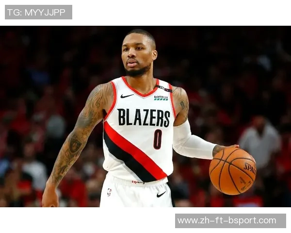 库里114次半场20+5记三分断层领跑!利拉德&克莱分列二三位 库里114次半场20+5记三分断层领跑!利拉德&克莱分列二三位